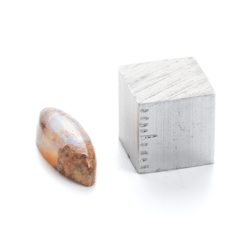 母岩とオパールのハーモニー】 カンテラオパール 2.65ct | まるむ商会