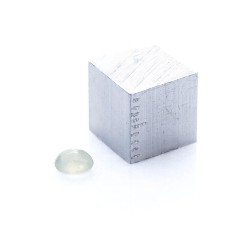 透明に澄んだ翡翠の雫】 翡翠 0.54ct | まるむ商会