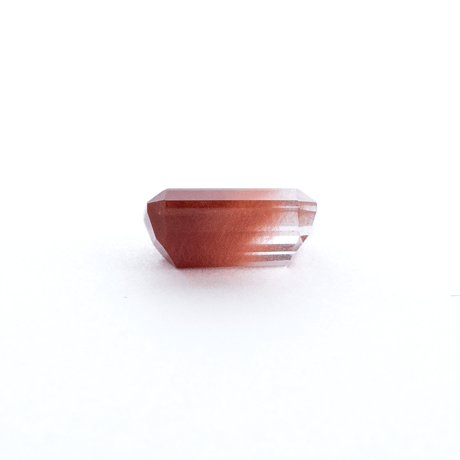 【赤いグラデーションが麗しい石】アンフィボールインクォーツ 1.55ct