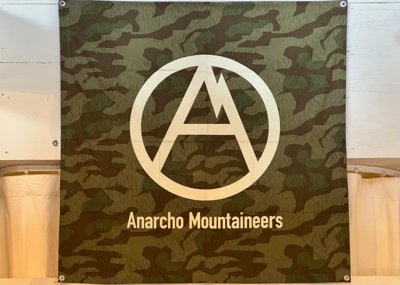 MOUNTAIN RESEARCH】FLAG(CAMO) | LOGGERS Gear Su