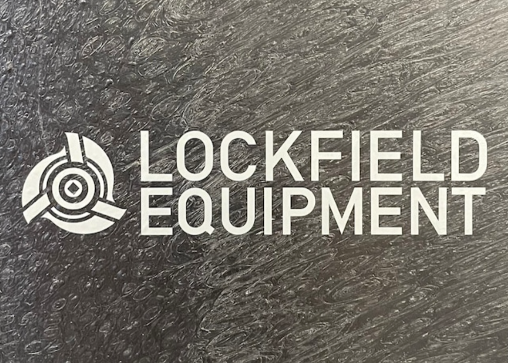 LOCKFIELD EQUIPMENT】ヌキモジステッカー | LOGGERS Gear S