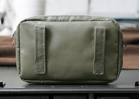 【Military】新品 デッドストック スイス軍 レタリング プラスチックポーチ