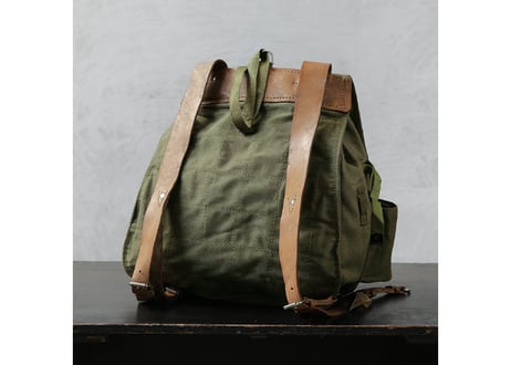 【Military】USED ルーマニア軍 VINTAGE マウンテン バックパック