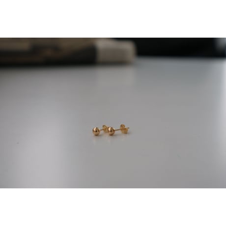18K classic pierce