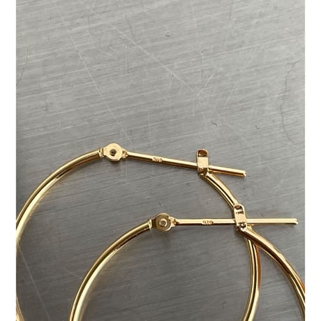 18k classic hoop pierce