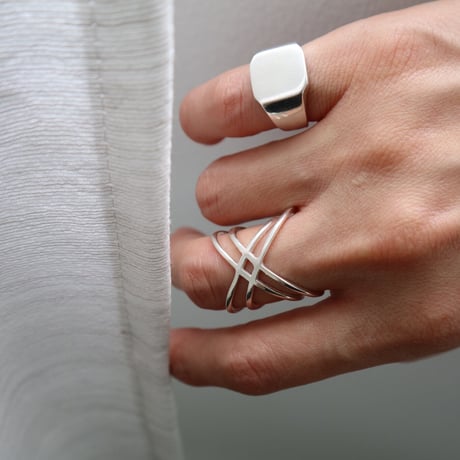 tuning pinky ring
