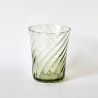 [STILLEBEN] Concave Glass Swirl Moss Green