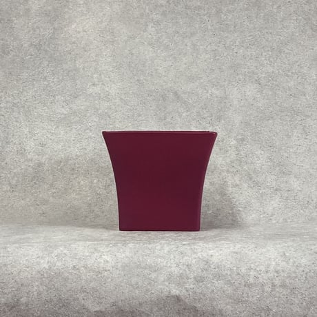 ロイヤルフクシア ROYAL FUCHSIA   スクエアベース 高さ17.5cm 開口部□19.5cm（450-1200)