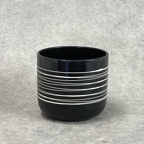 タイムレスブラック  TIMELESS BLACK  エレガント プランターカバー Φ14cm H12.5cm（450-1162）