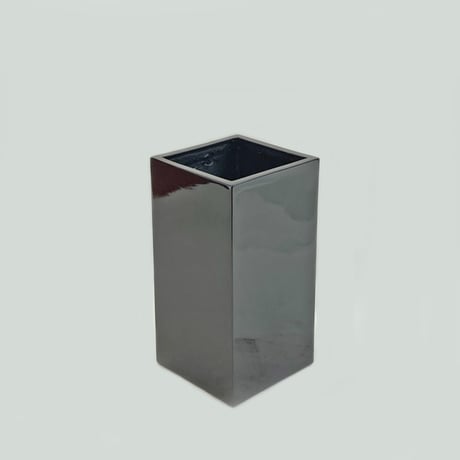 ブラックベース　 BLACK VASE52　プランターカバー　開口部□27㎝　高さ52㎝（496-77）