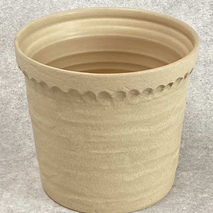 クリーム色プランターカバー サンドベージュ SAND BEIGE 砂色 上品 プランターカバー Φ23.5cm H21cm