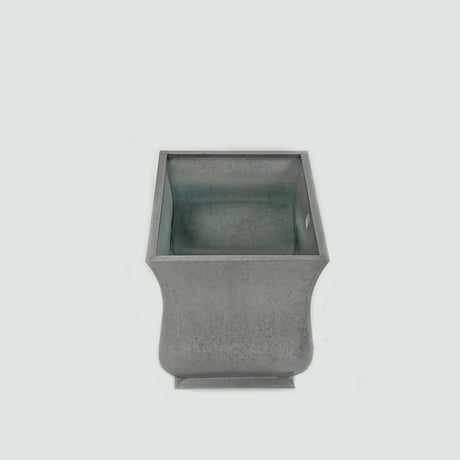 チタニウム　L　TER　TITANIUM 　L　プランターカバー　開口部□50×38㎝　高さ40㎝（496-61）