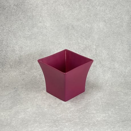 ロイヤルフクシア ROYAL FUCHSIA   スクエアベース 高さ17.5cm 開口部□19.5cm（450-1200)