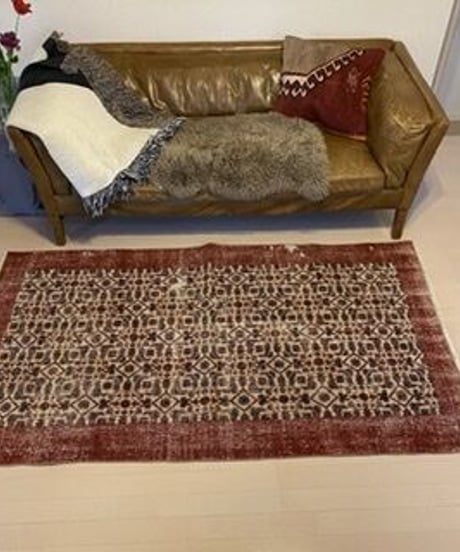 Vintage Rug  vintage red flower