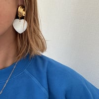 White heart✖️gold earrings🤍