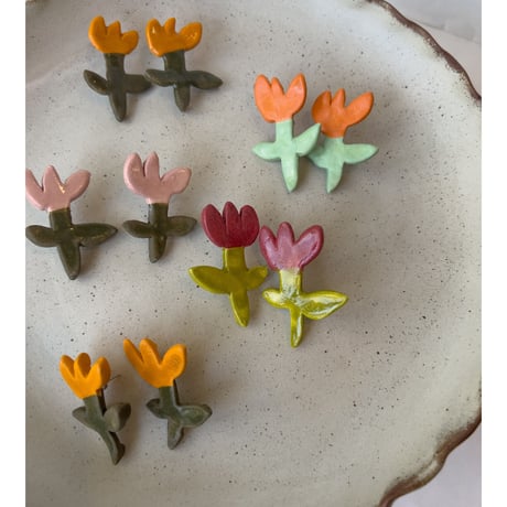 Pottery Earrings / Pink × Moss Green