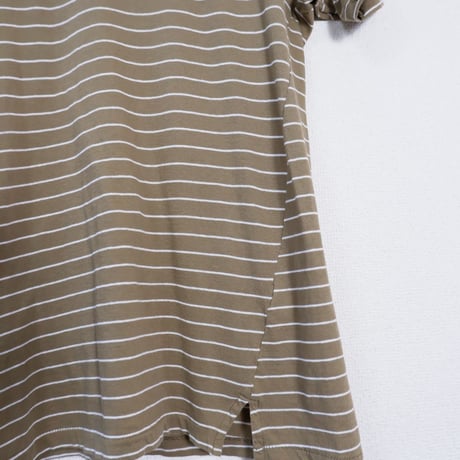 BORDER SLIT TEE