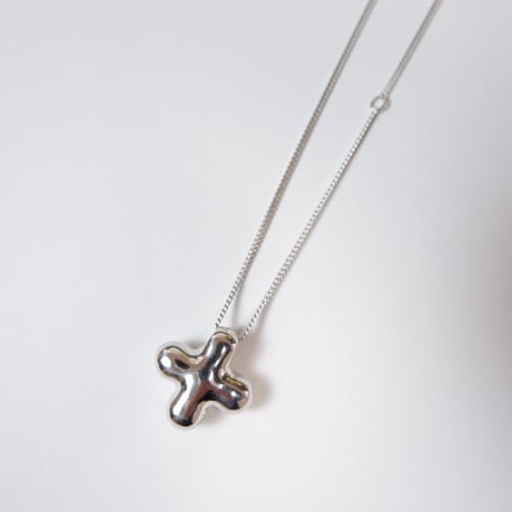 CROSS NECKLACE/SILVER