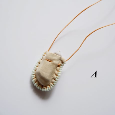 Omamori Necklace/green beads