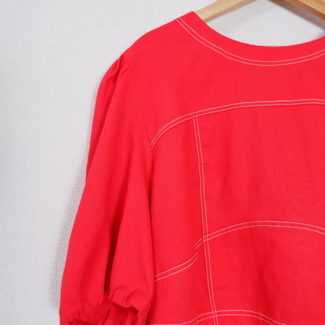 Back-Ribbon Puff Blouse/Red