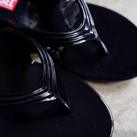 Melissa × Diesel QUANTUM THONG