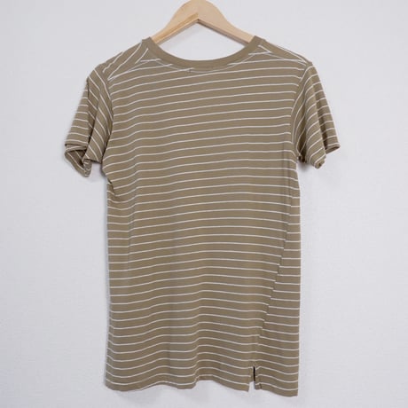 BORDER SLIT TEE