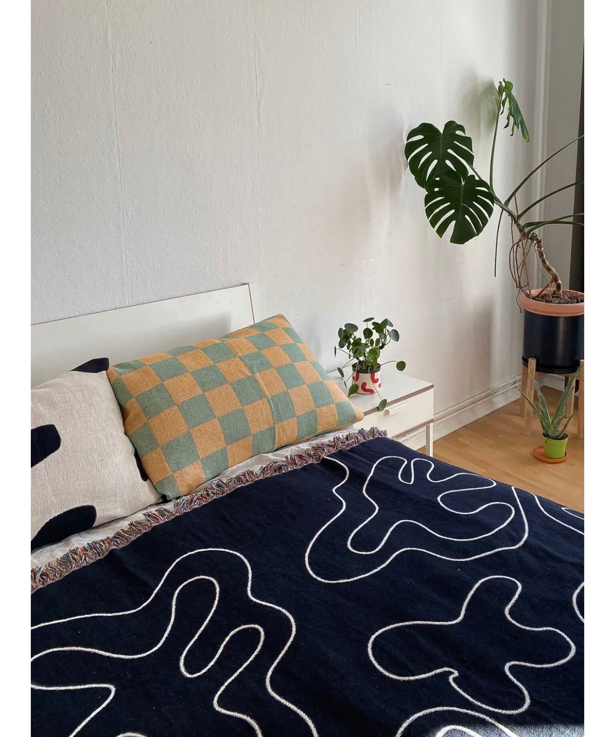 Blanket / Danching shapes | sister market.