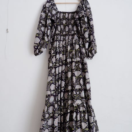 SISTER MARKET ONEPIECE /black froral