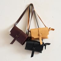 LEATHER BODY BAG