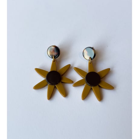 Acetate Earrings / Circles & Flowers / Brown × Mustard × Tortoiseshell