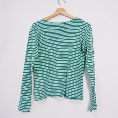 BORDER U NECK KNIT