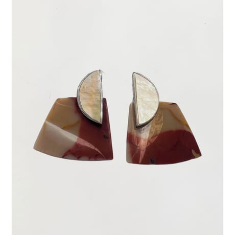 Shell × Stone Earrings