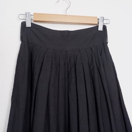 FLARED LINE SKIRT