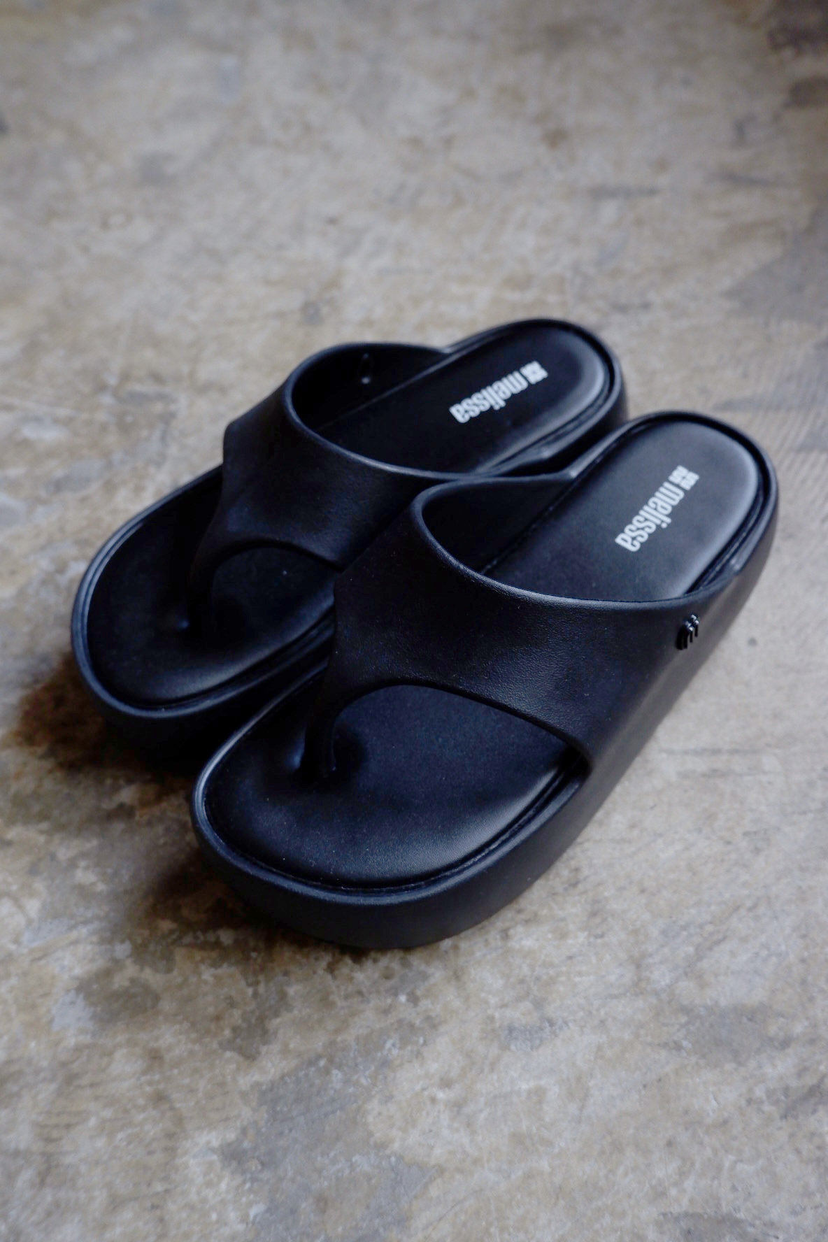 melissa ブラック トングサンダル melissa - メリッサ MELISSA トングサンダル FREE PLATFORM