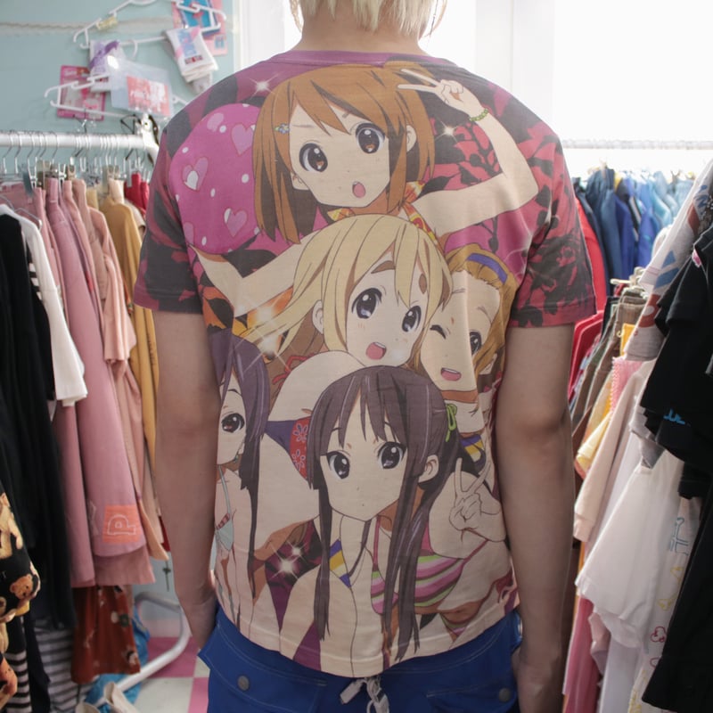 けいおん!! キャラクター集合プリントTシャツ | サントニブン