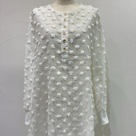 【CYAN tokyo】ドットジャカードヘンリーブラウス《610441》