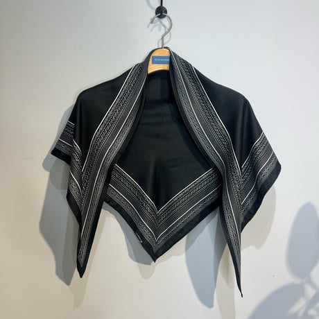 【Anna Kerry】FRAME SCARF《85261002》