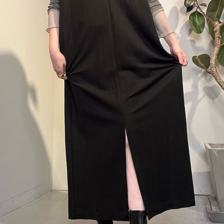 【malla】Vネックコクーンワンピース［mo61UO233］