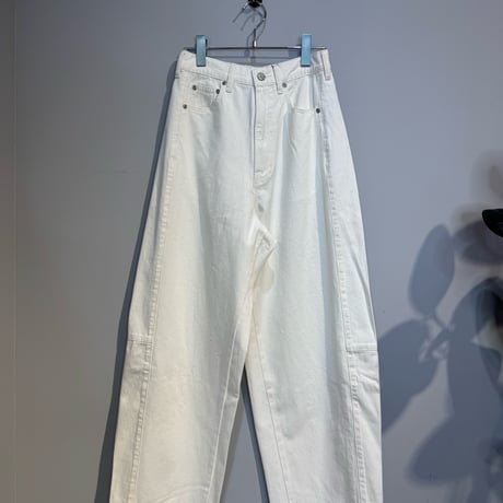 【QTUME】バレルレッグパンツ　［612-26002］