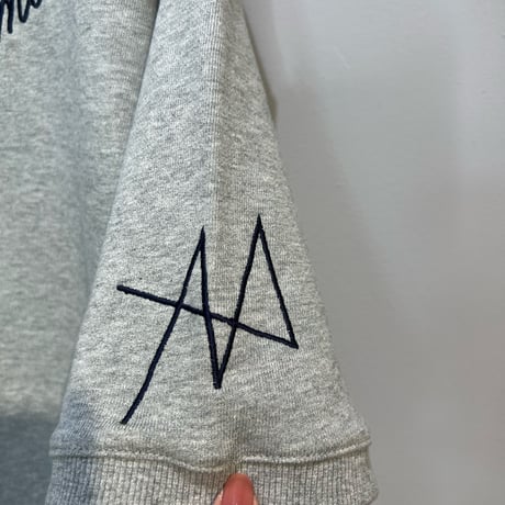【Mylanka】モチーフ刺繍スウェットトップス［M81106］