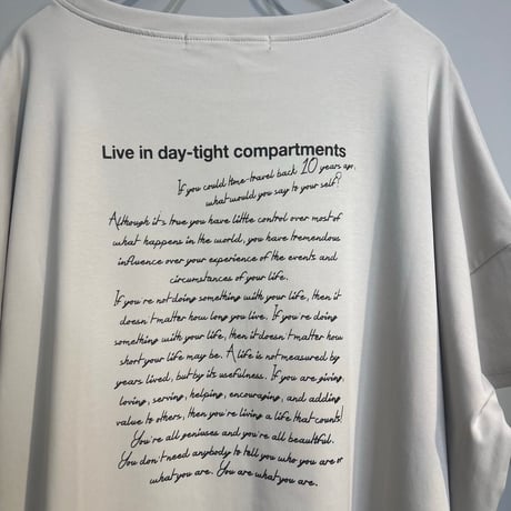 【Anna Kerry】オーバーサイズロゴフライスTシャツ［85261929］