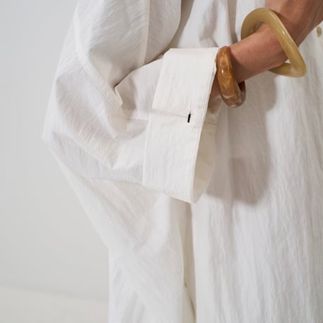【YENN】ROUND FORM SHIRT［Y261-11005-2］