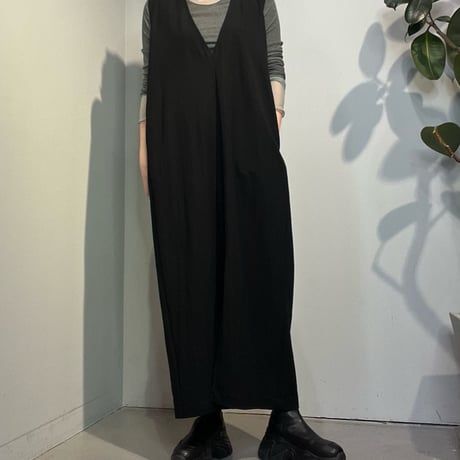 【malla】Vネックコクーンワンピース［mo61UO233］