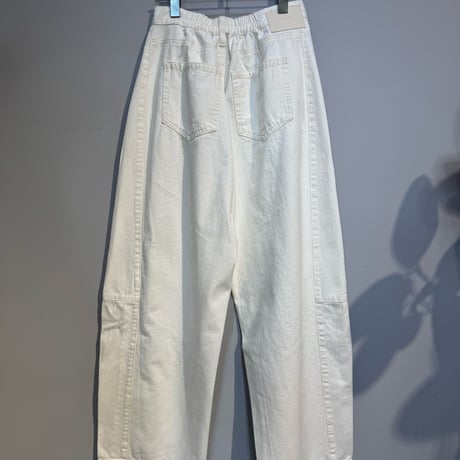 【QTUME】バレルレッグパンツ　［612-26002］