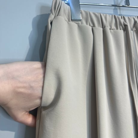 【Anna Kerry】ルーズテーパードパンツ［56262612］