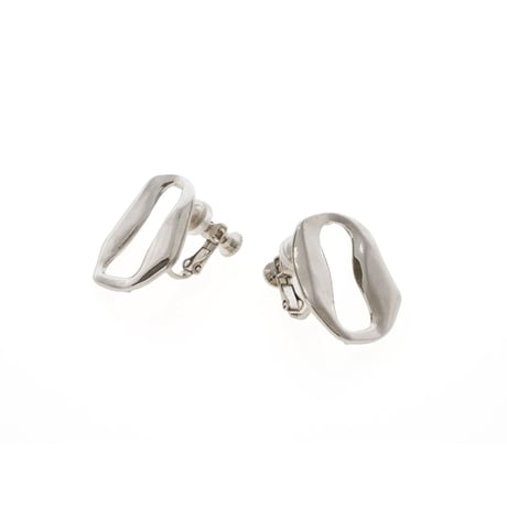 【Sea'ds Mara】Strain mantel earring [25A4-69E]