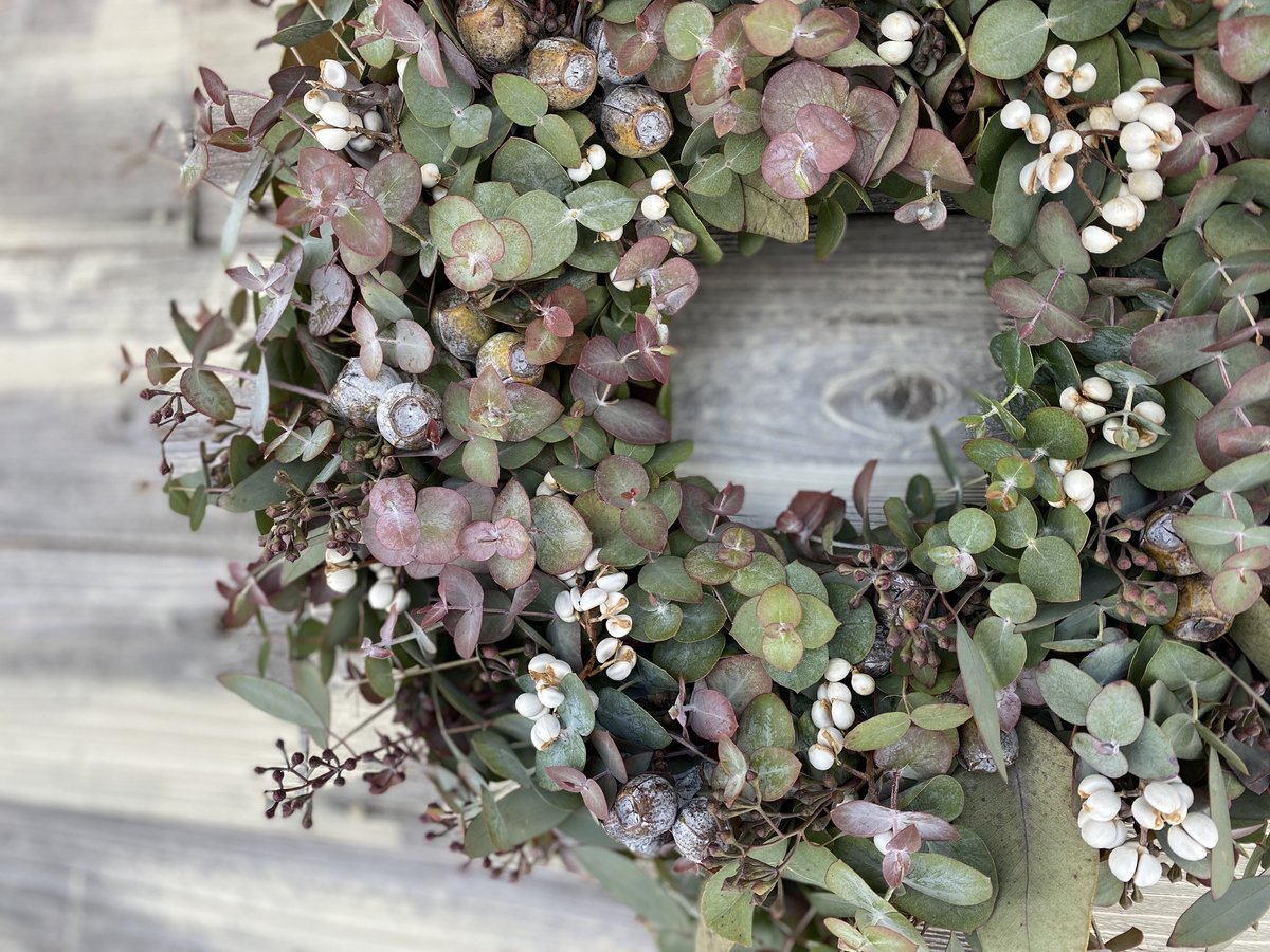 ラムズの紅葉ユーカリリース | 花仕事屋 Lambs