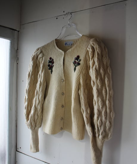 TheoHuber/刺繍ニット