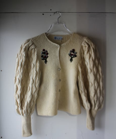 TheoHuber/刺繍ニット