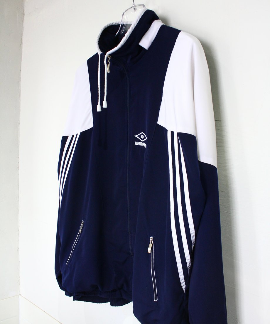 67c954c38ab3cbc8edcbdbab